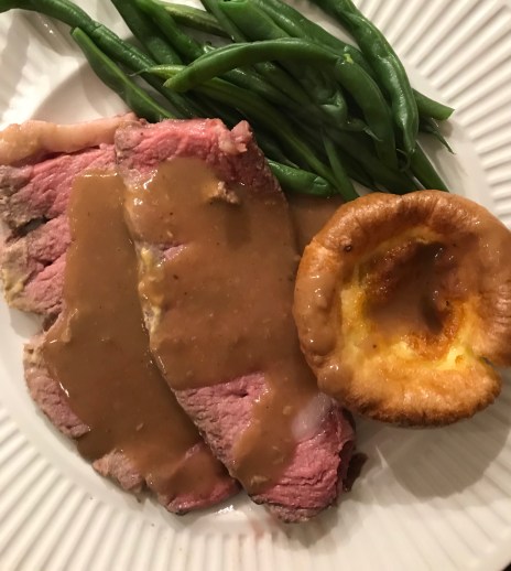 Prime rib and yorkshire pudding (2)